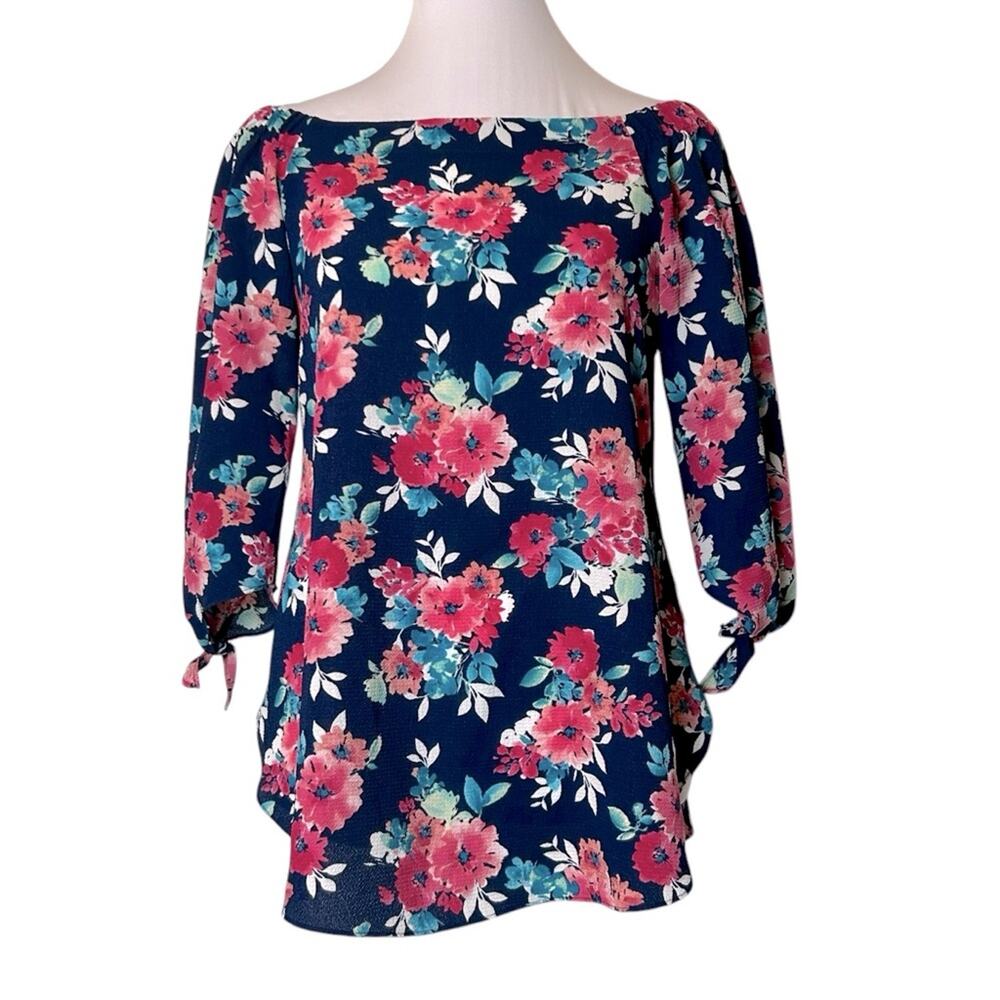 Stitch Fix Status Top Womens Size S Blue Pink Floral Off Shoulder Colorful NWT